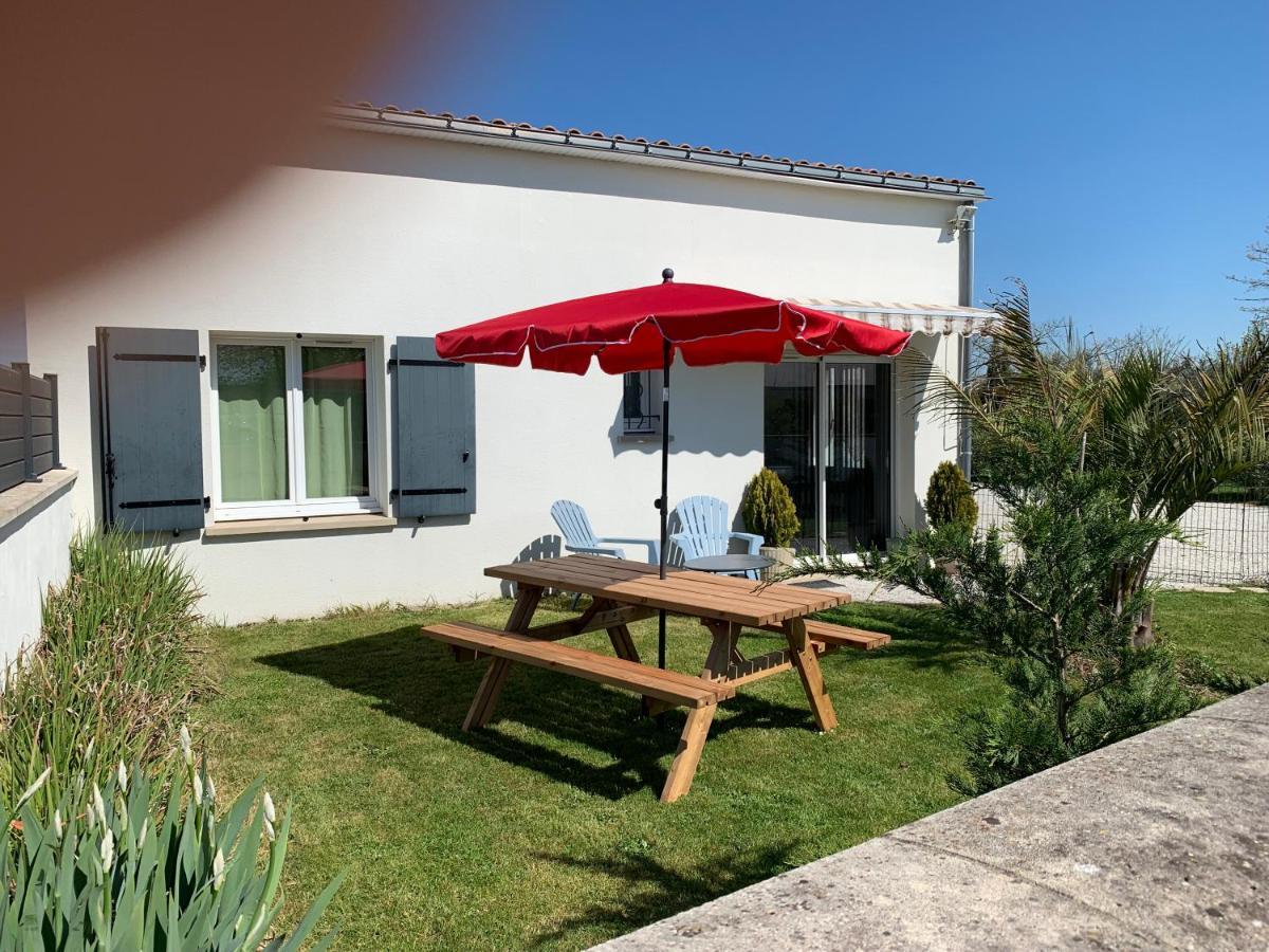 Gite Les Randonneurs Fontenay-le-Comte Exterior foto