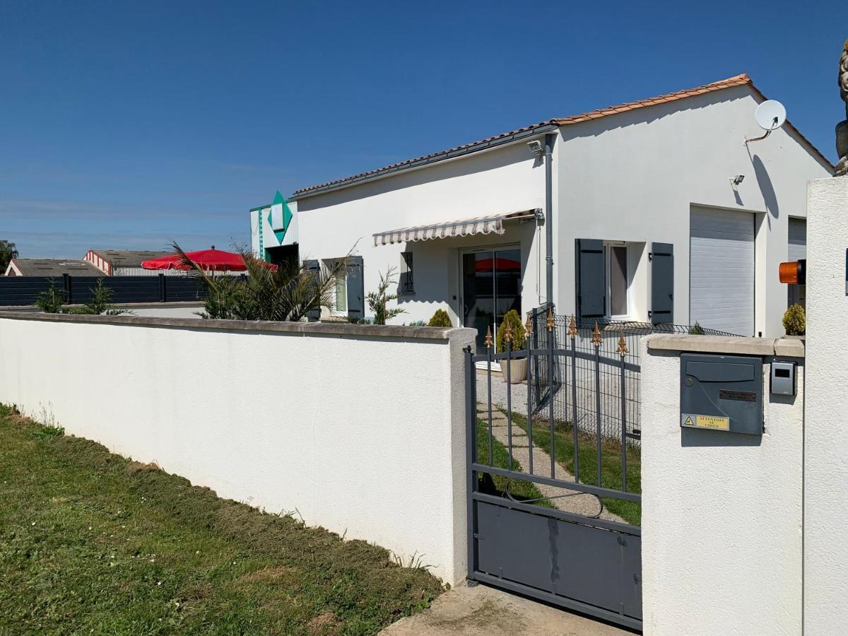 Gite Les Randonneurs Fontenay-le-Comte Exterior foto